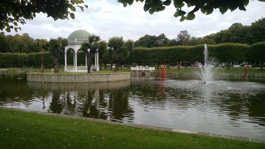 Fountain in Kadriorg Park